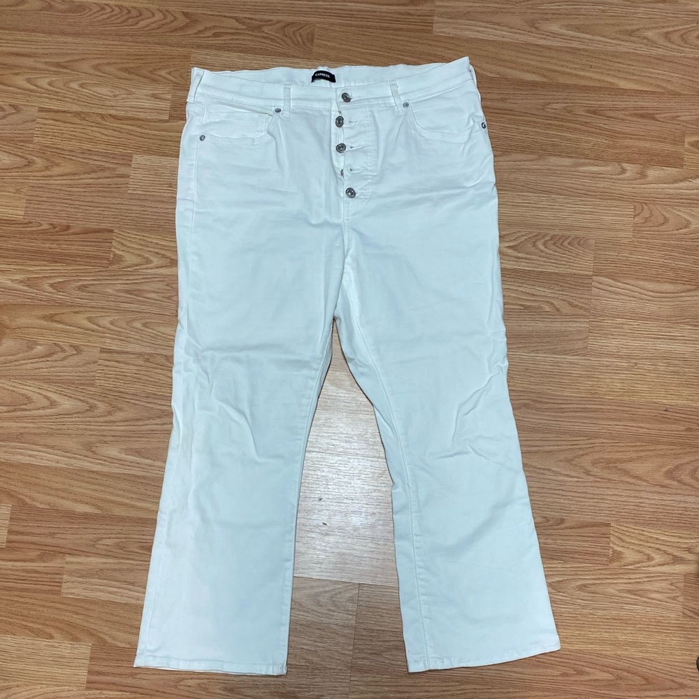 Express crop flares